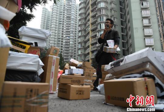 文山中消协：近半快递网点存野蛮装卸、暴力分拣等问题
