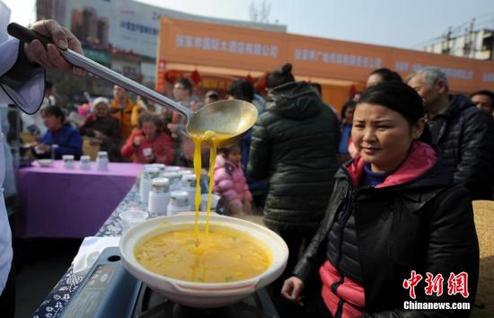 文山食药监总局：元旦春节期间严防不合格食品流向餐桌